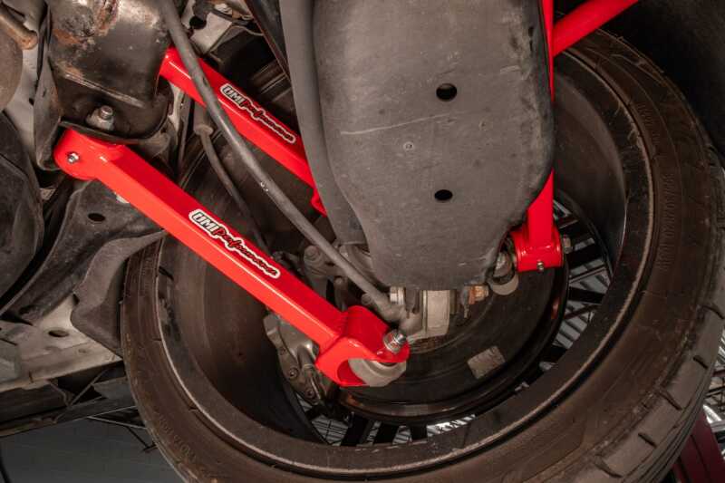 UMI Performance 16-24 Chevrolet Camaro Suspension Trailing Arm - Black