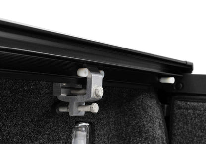 Retrax 17-18 Super Duty F-250-350 Short Bed RetraxONE XR