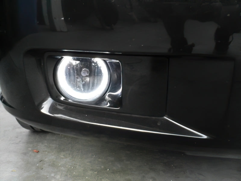 Oracle Chrysler 300C 05-10 LED Fog Halo Kit - White