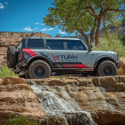 Turn Offroad 2021+ Ford Bronco Hard Top (4 Door) Primer/Badge Delete/Wiper & Defrost