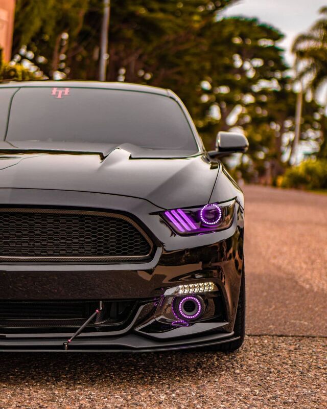 Oracle 15-17 Ford Mustang V6/GT/Shelby DRL w/ Halo Kit - ColorSHIFT w/ BC1 Controller