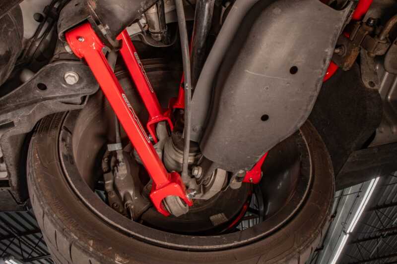 UMI Performance 16-24 Chevrolet Camaro Suspension Trailing Arm - Black